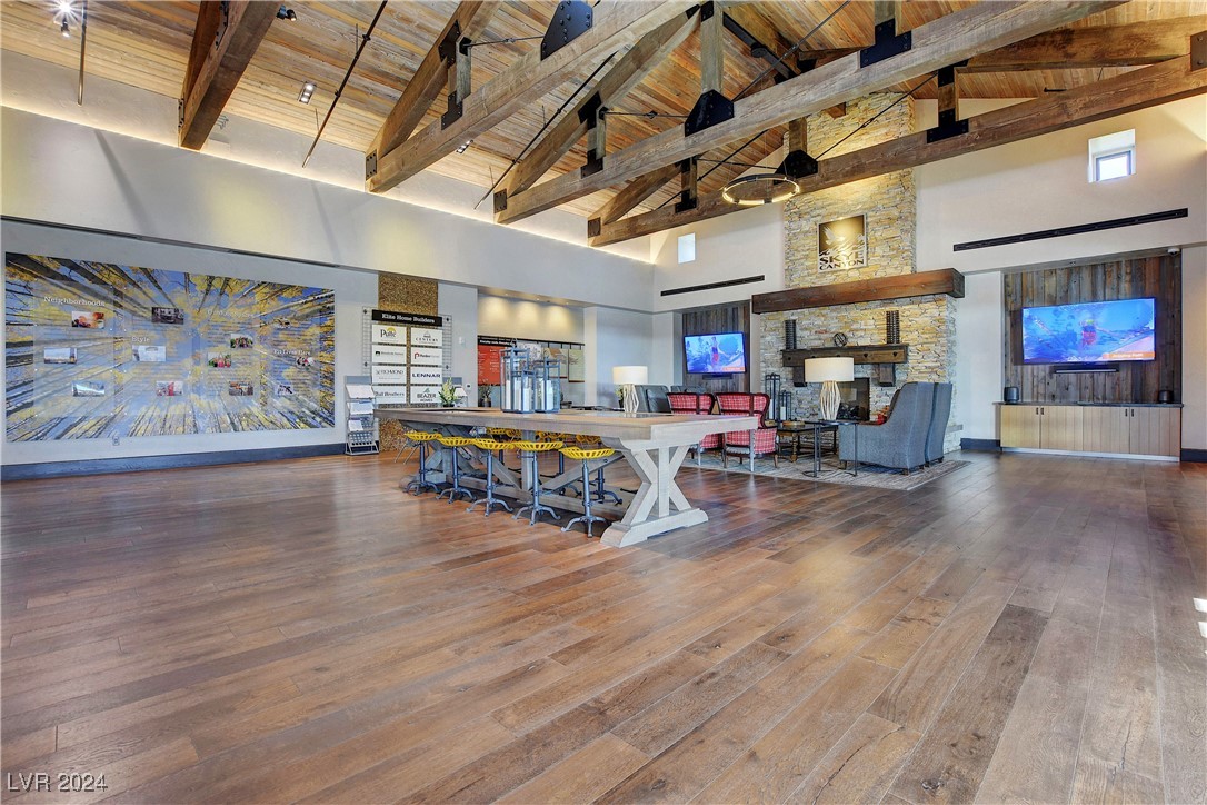 9704 Treeline Run Avenue