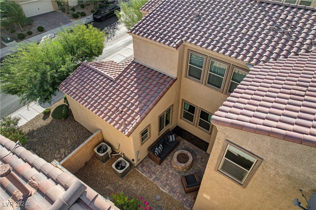 9704 Treeline Run Avenue