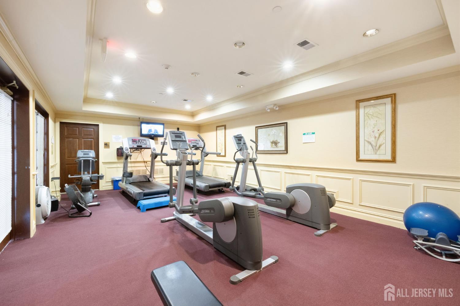 540 Cranbury Road # 107