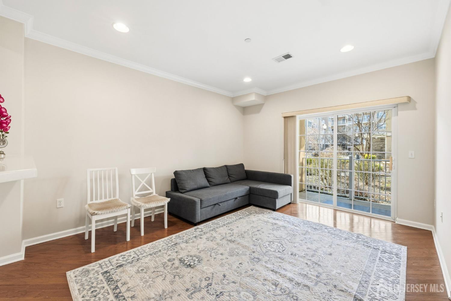 540 Cranbury Road # 107