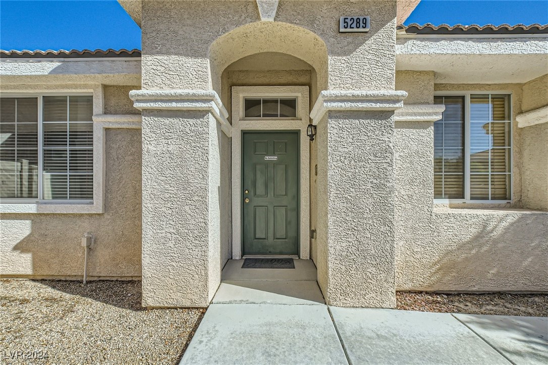 5289 Dakotah Pointe Court