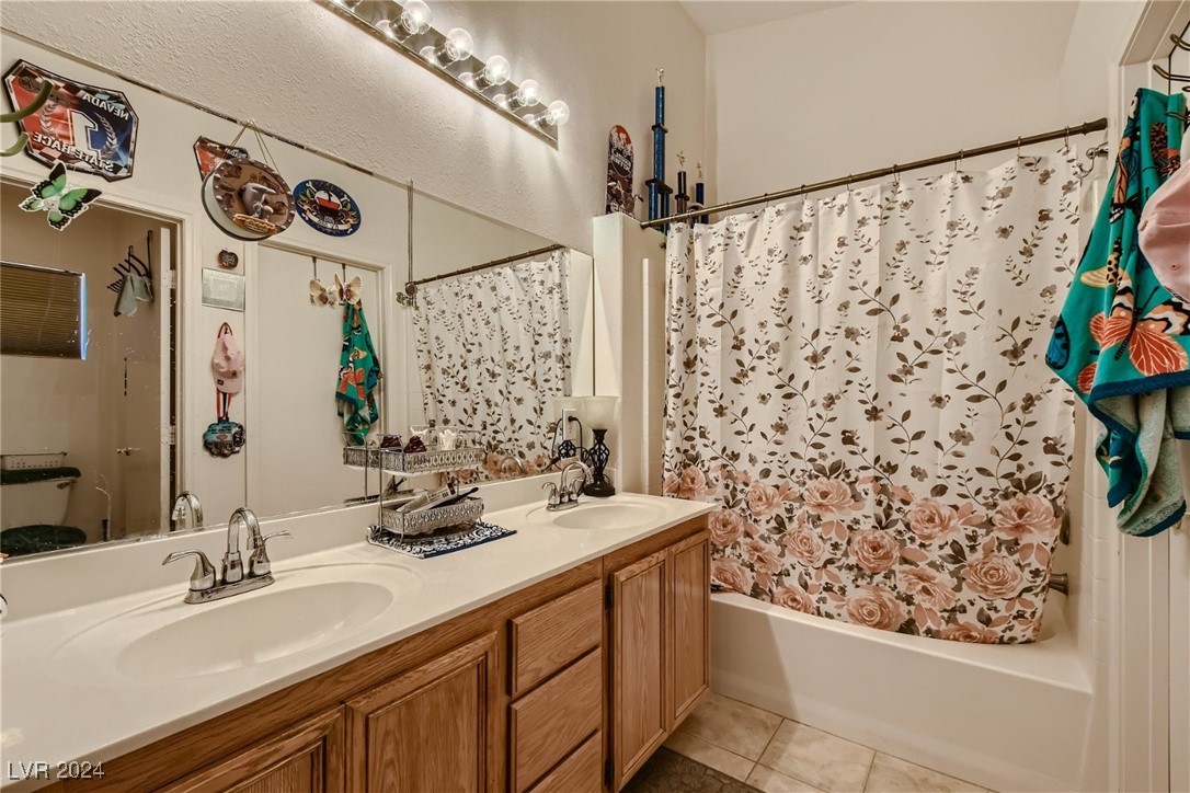 5289 Dakotah Pointe Court