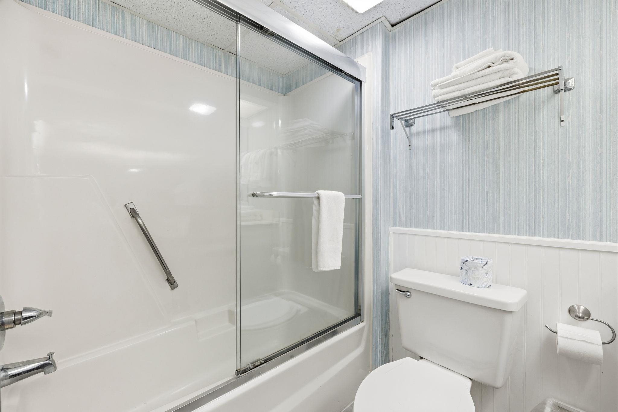 202 70th Ave. N Unit: 209