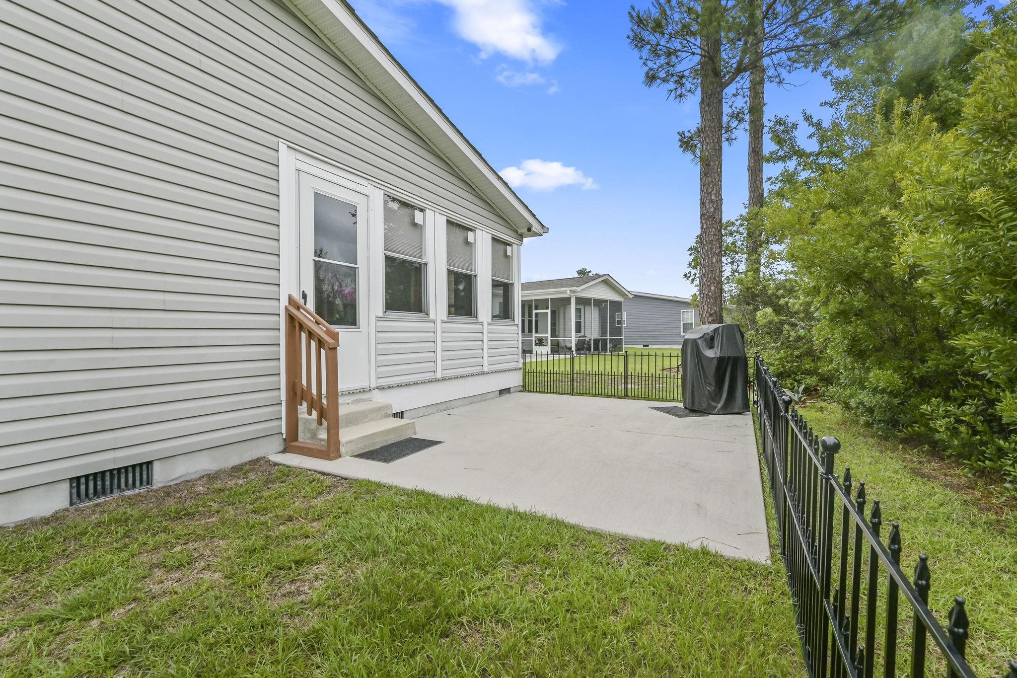1777 Fairbanks Dr.