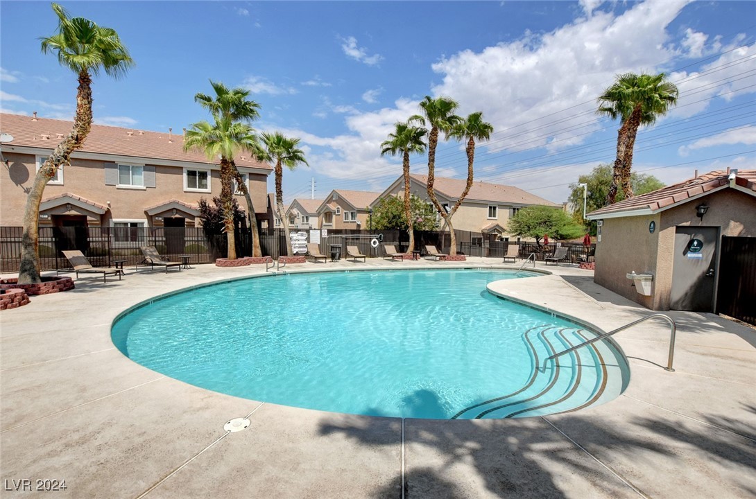 10122 Aspen Rose Street 102