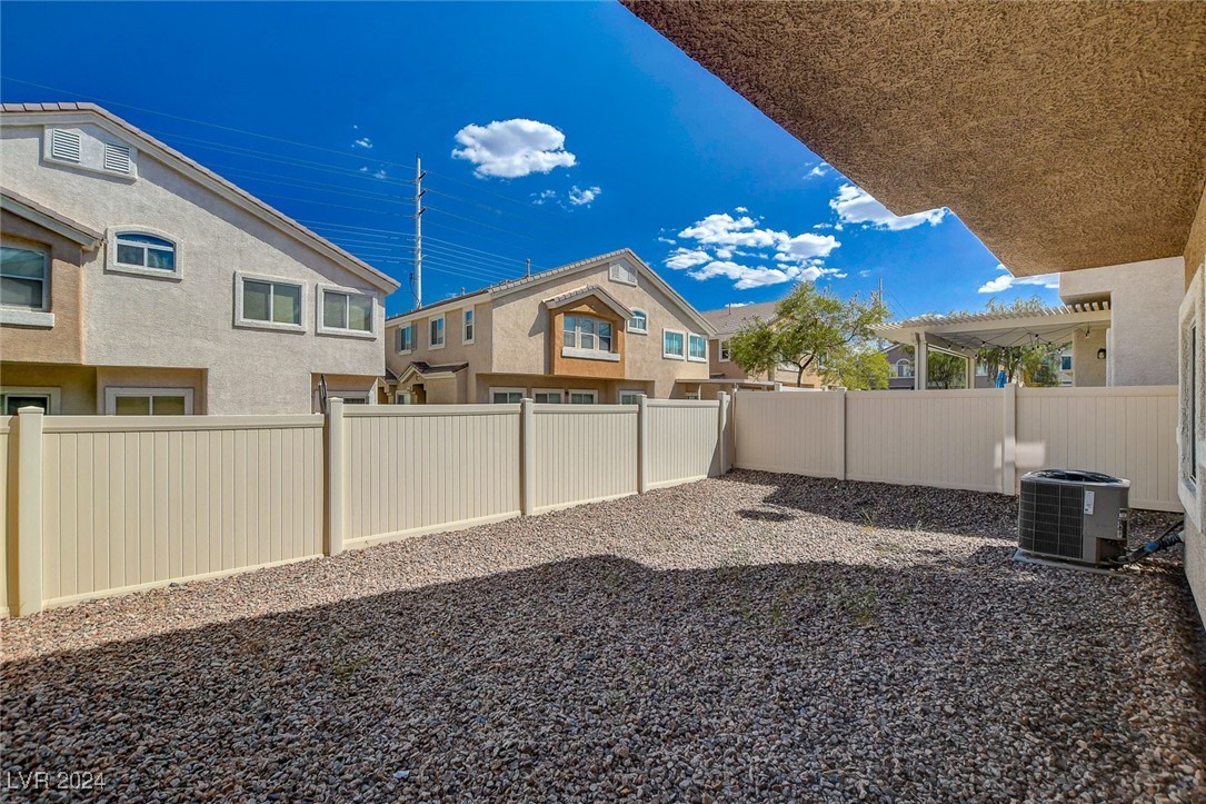10122 Aspen Rose Street 102