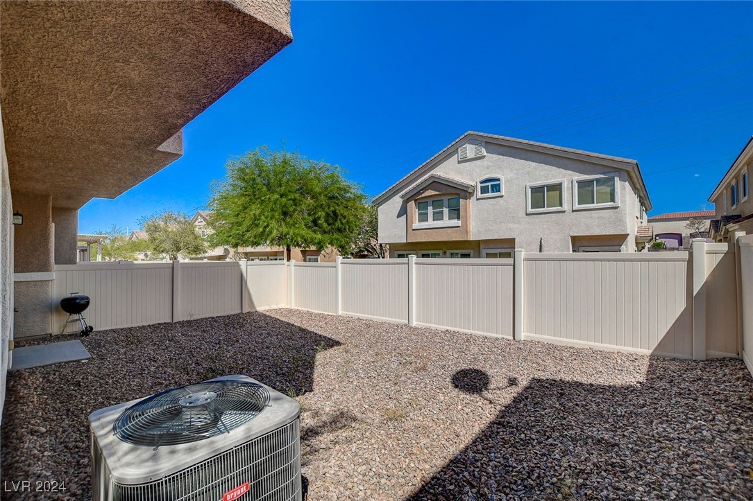 10122 Aspen Rose Street 102