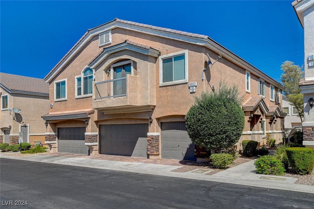 10122 Aspen Rose Street 102