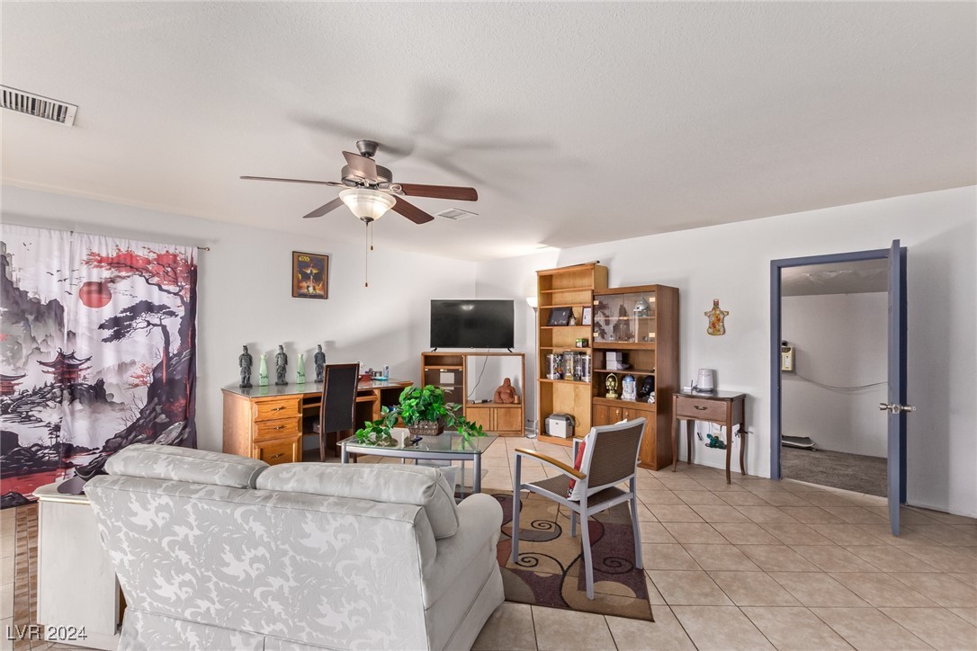 4474 El Carnal Way
