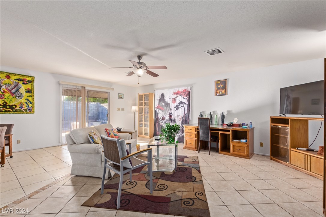 4474 El Carnal Way