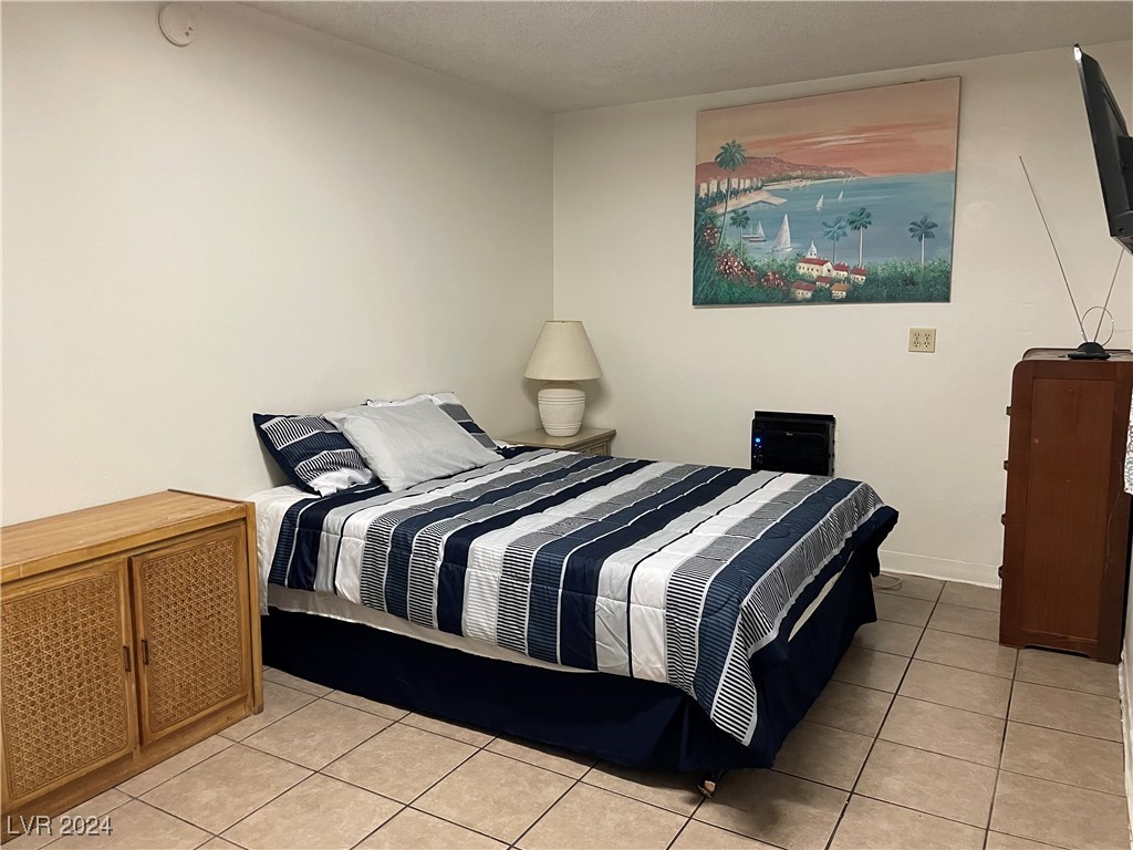 4474 El Carnal Way