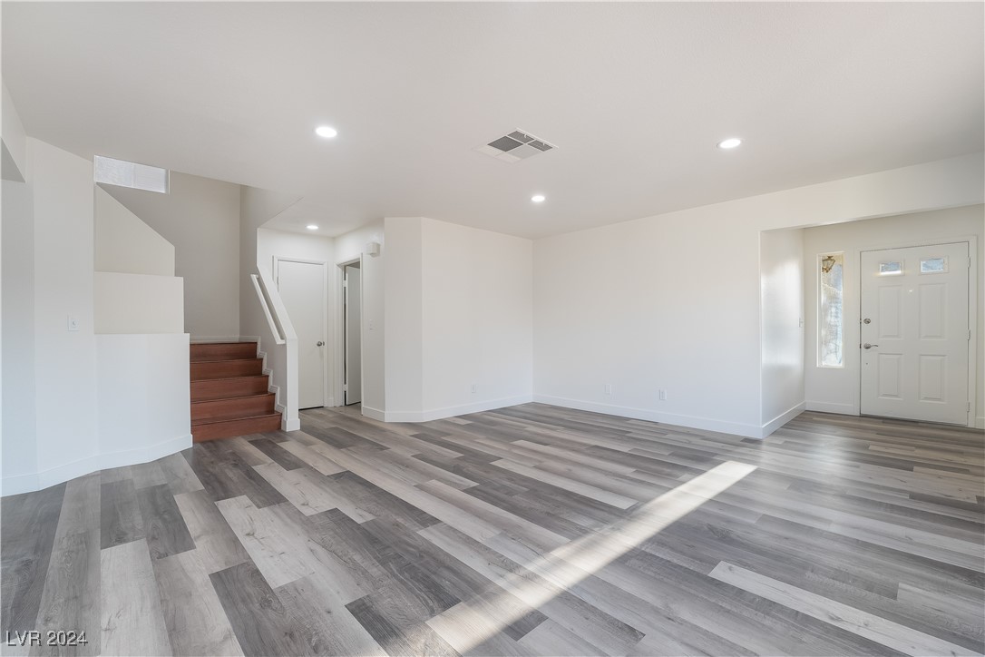 2053 Waverly Circle