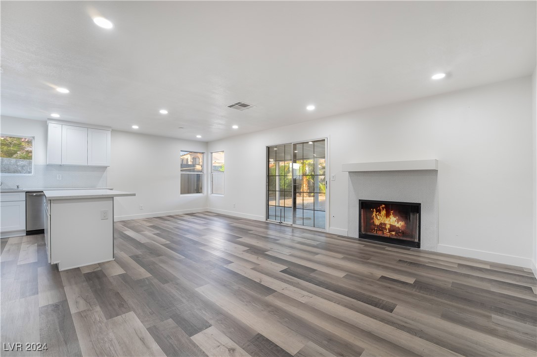 2053 Waverly Circle