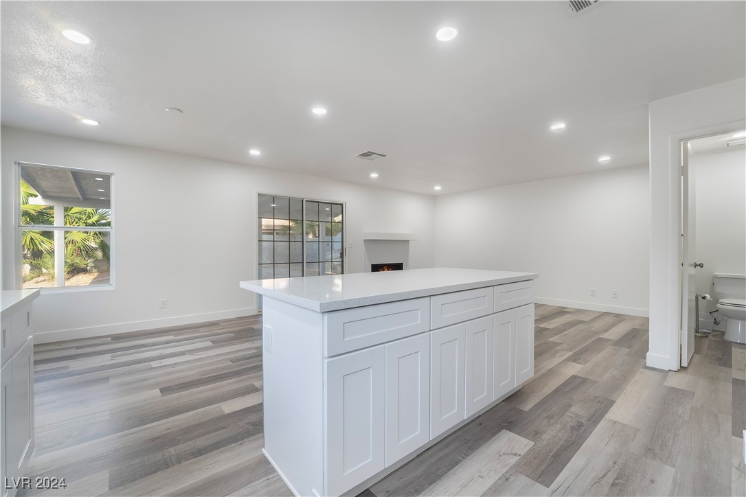 2053 Waverly Circle