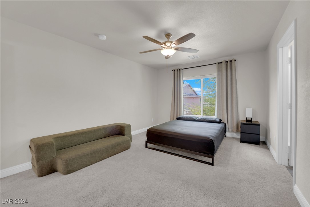 4586 Tulipan Way
