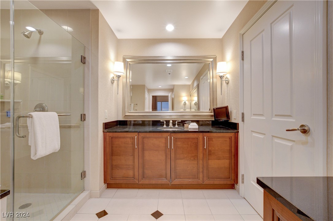 125 East HARMON Avenue 2914