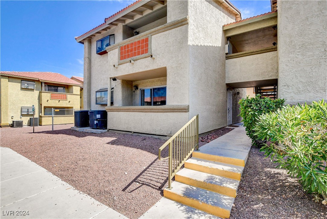 7300 Pirates Cove Road 1032