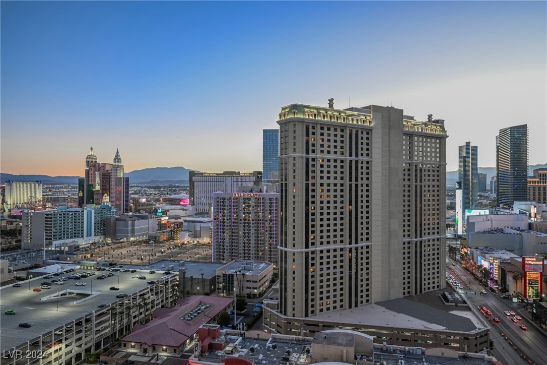 125 East HARMON Avenue 3019