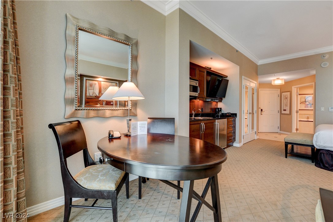 125 East HARMON Avenue 3019
