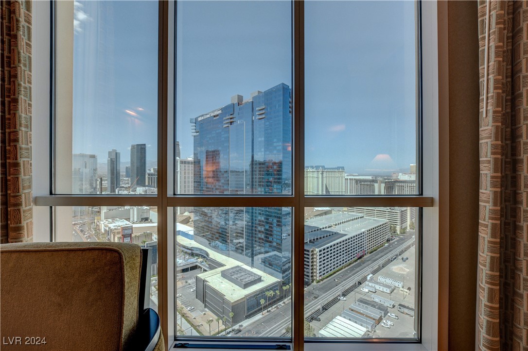 125 East HARMON Avenue 3019