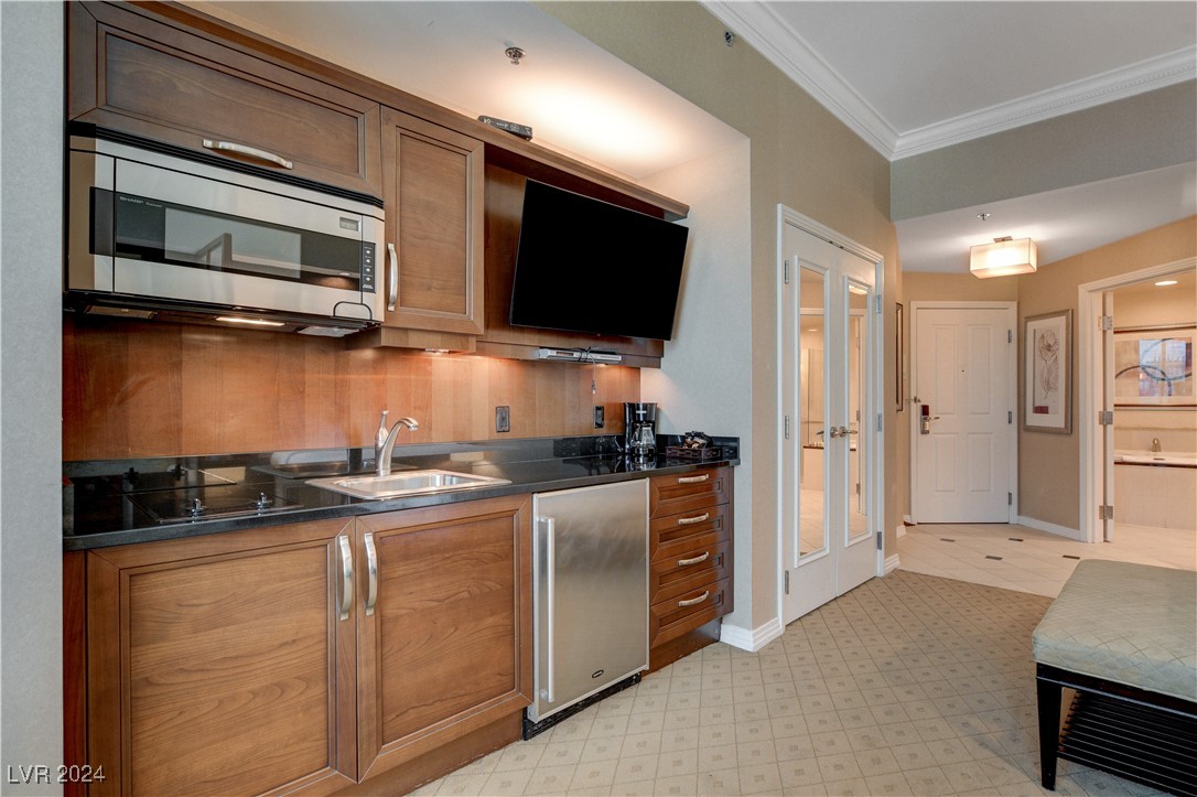 125 East HARMON Avenue 3019
