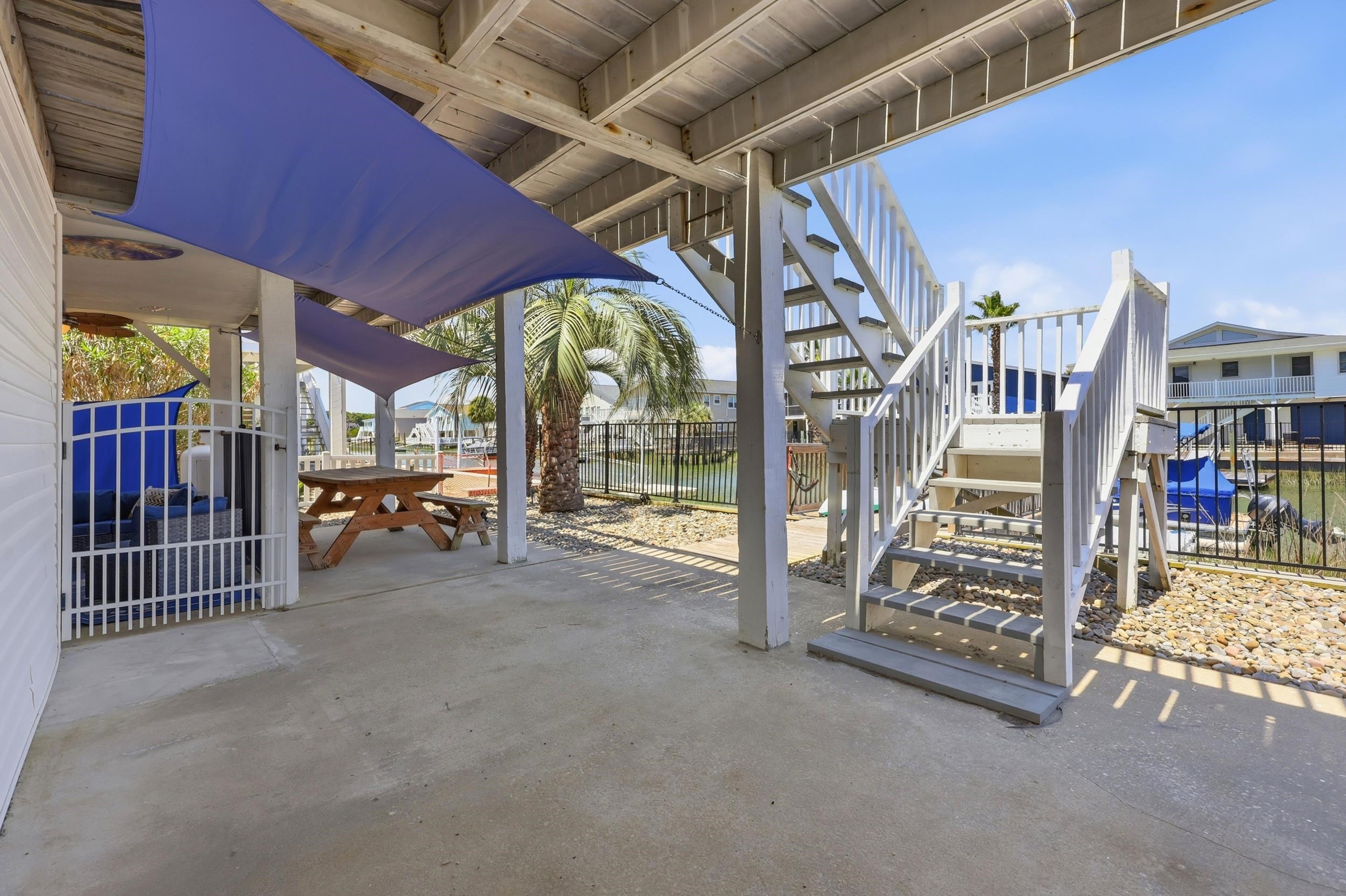 318 56th Ave. N