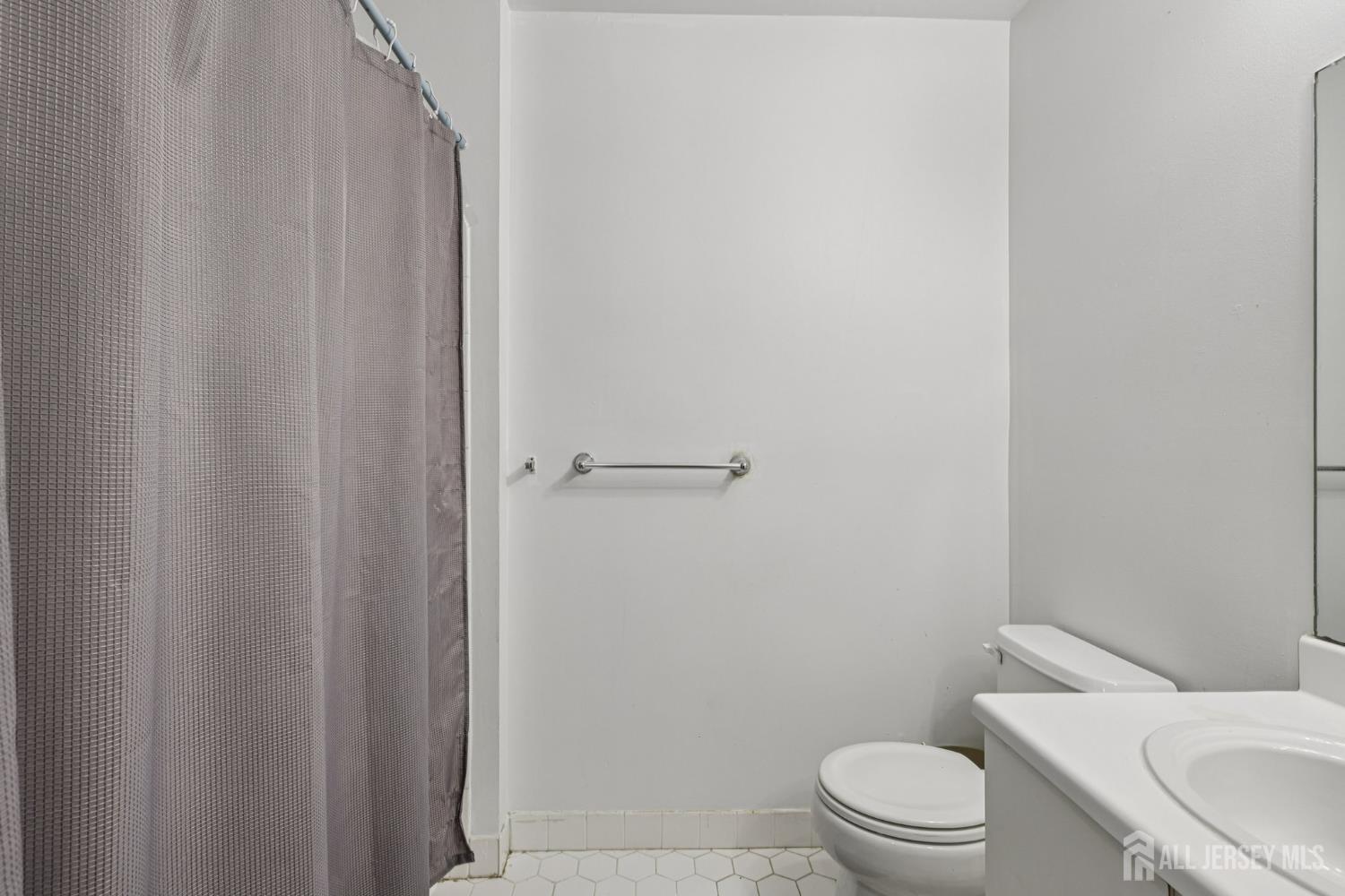 1608 Cypress Lane # 8