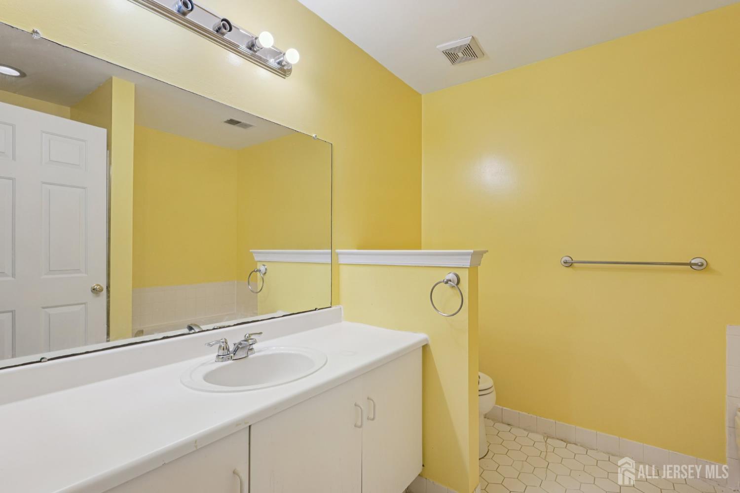 1608 Cypress Lane # 8
