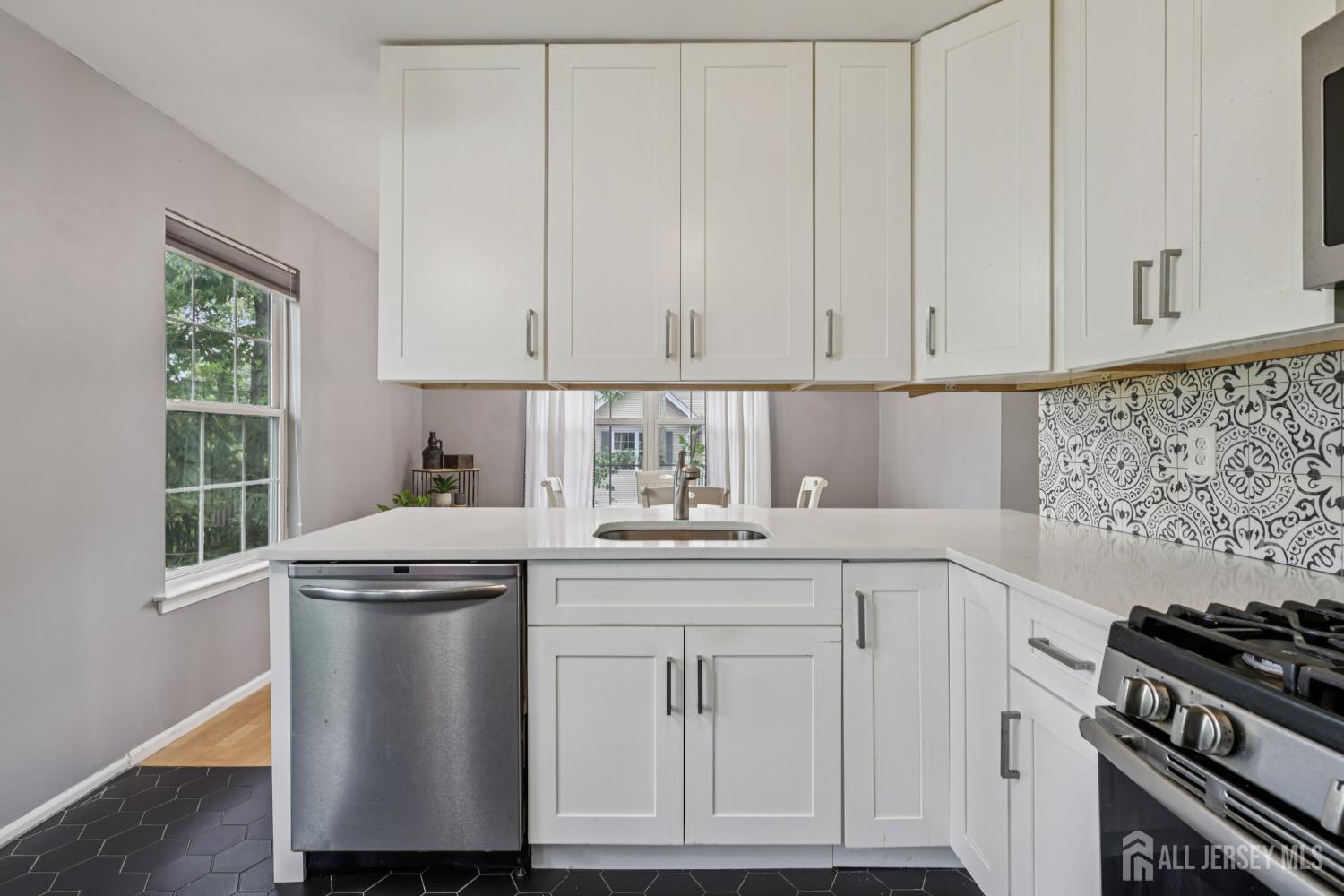 1608 Cypress Lane # 8