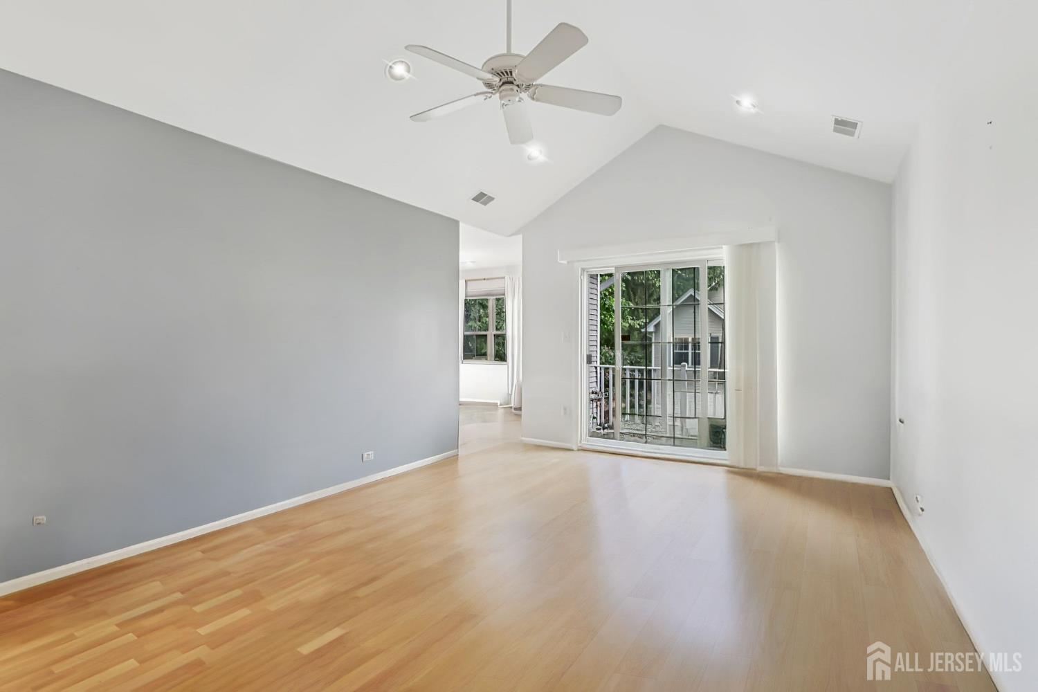 1608 Cypress Lane # 8