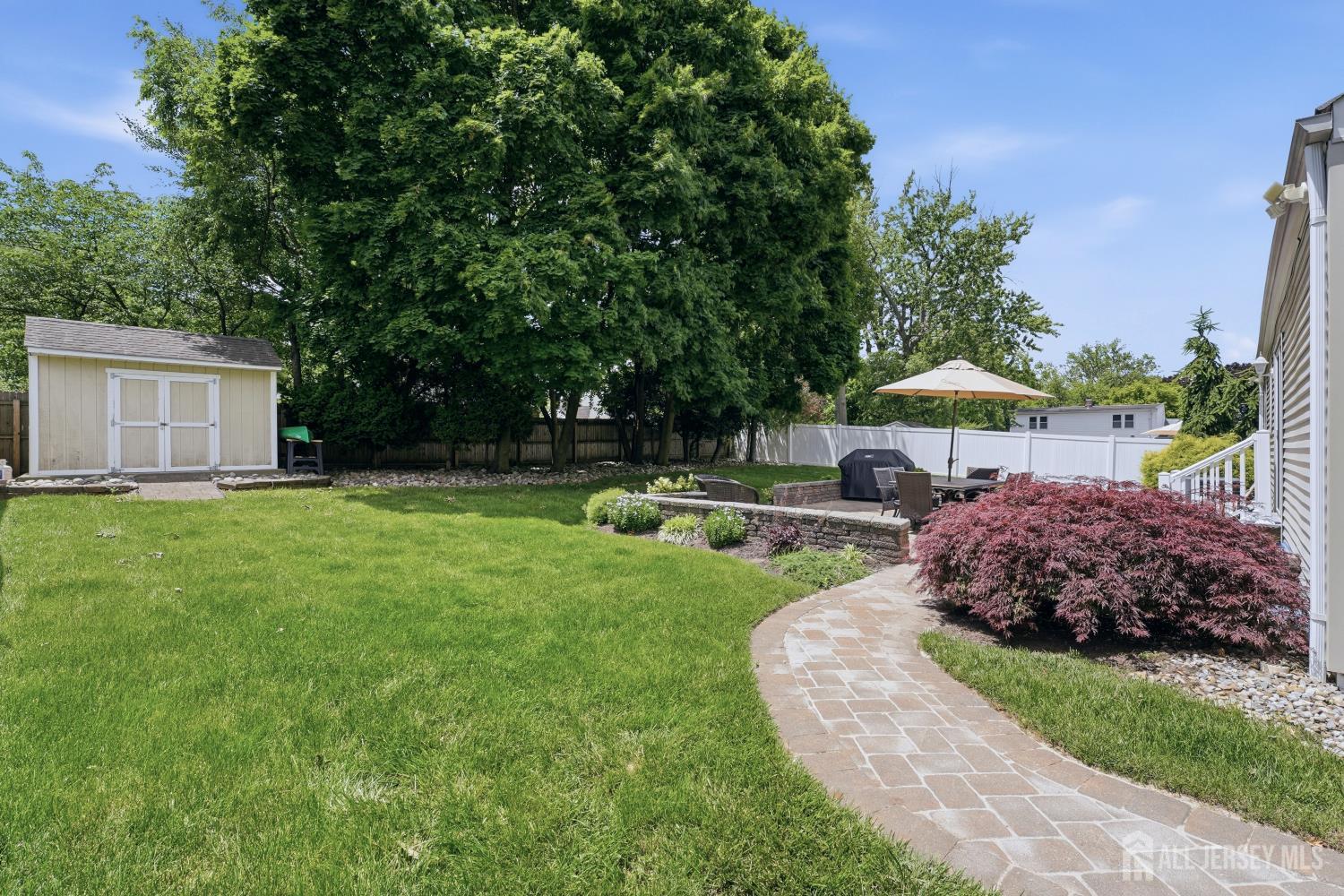 31 Middlehill Road