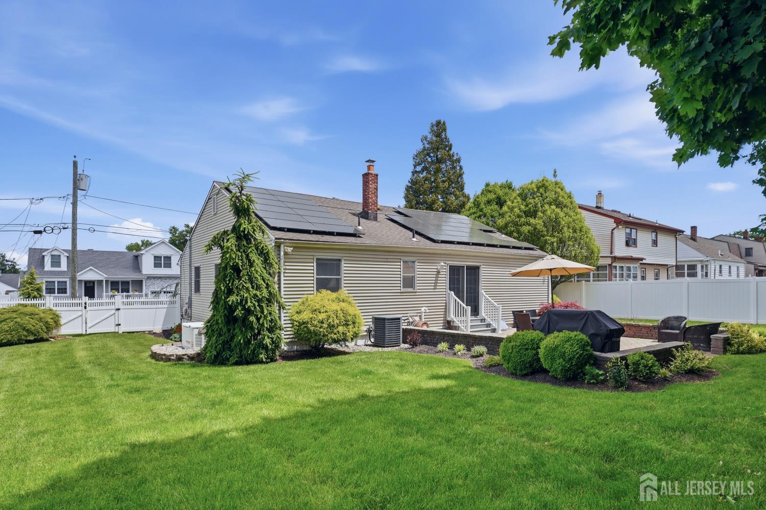 31 Middlehill Road