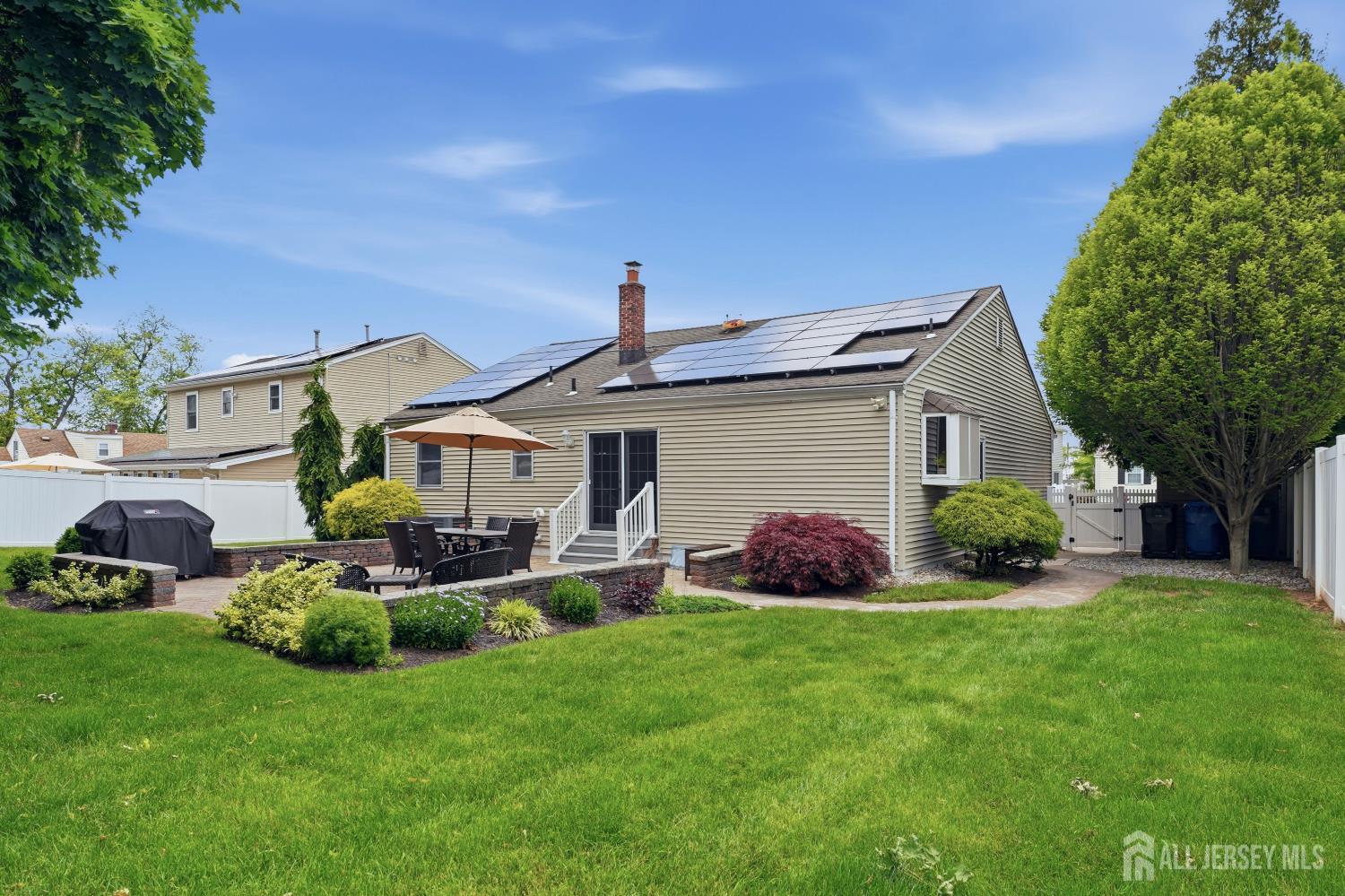 31 Middlehill Road