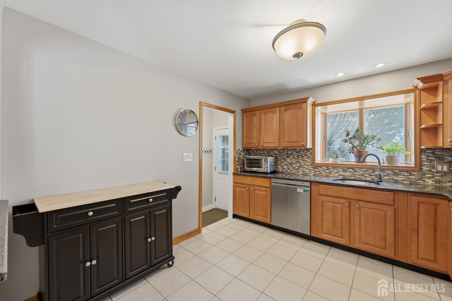 31 Middlehill Road