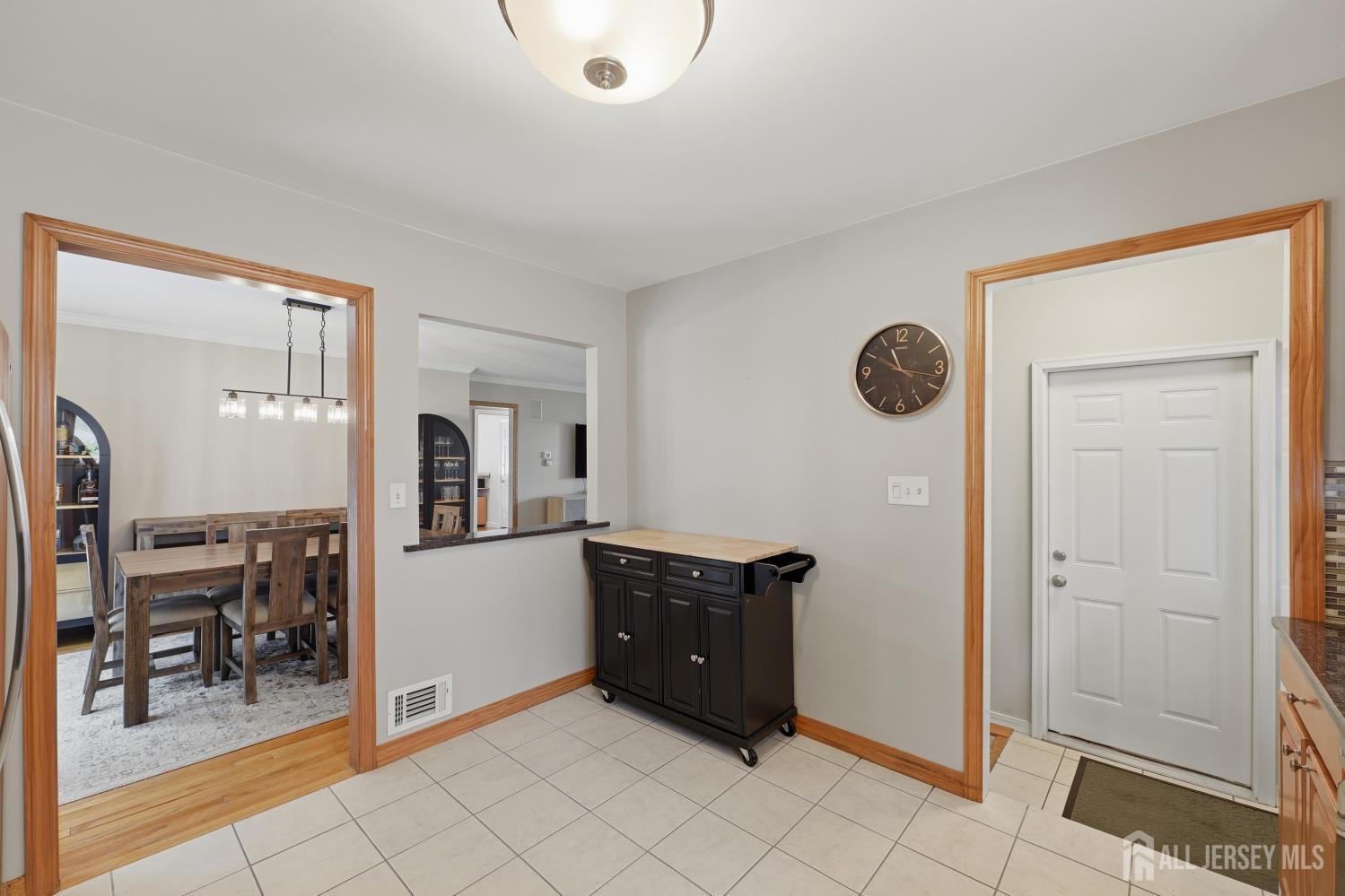 31 Middlehill Road