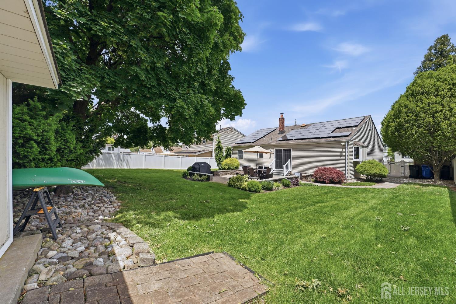 31 Middlehill Road
