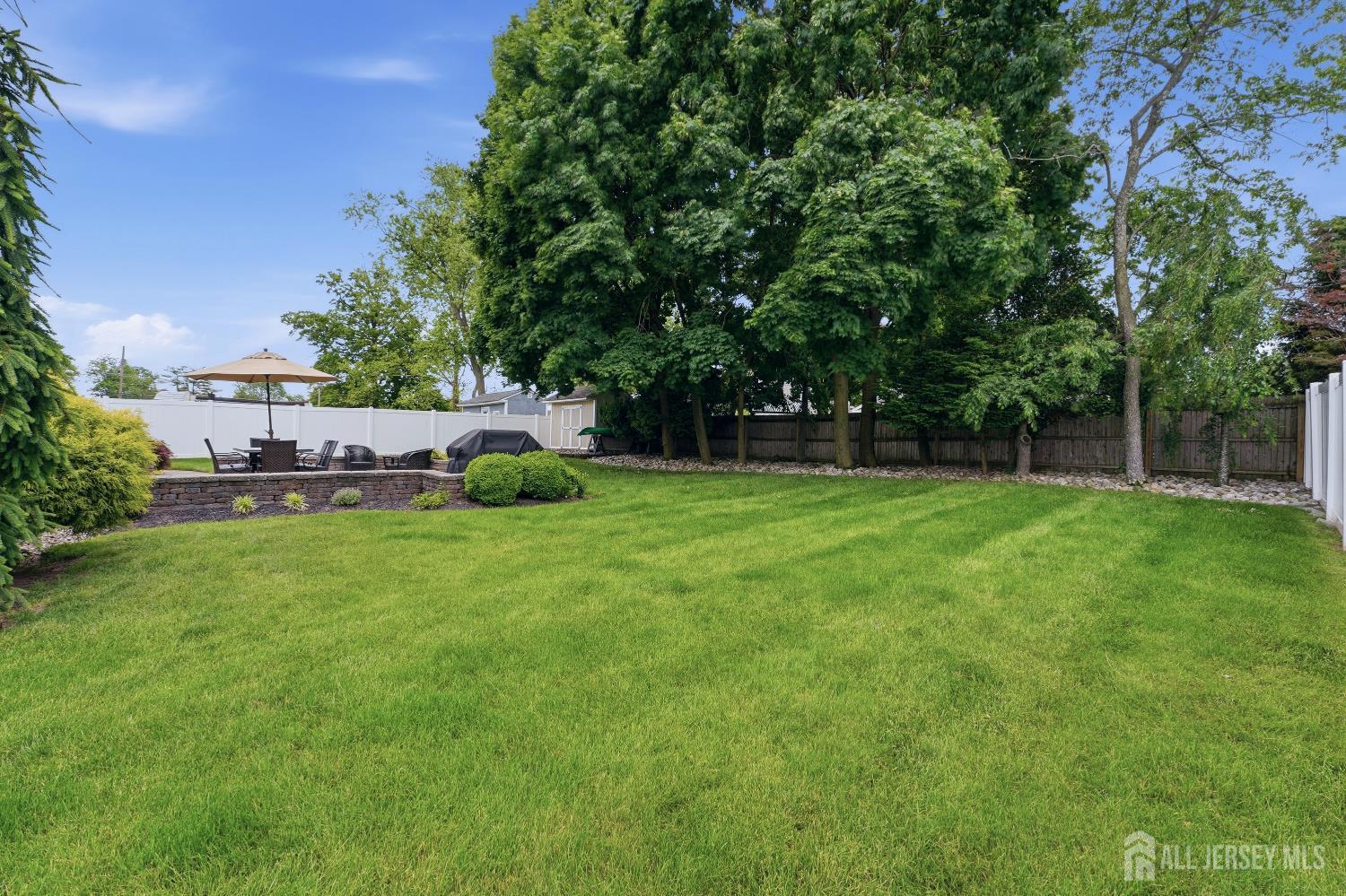 31 Middlehill Road