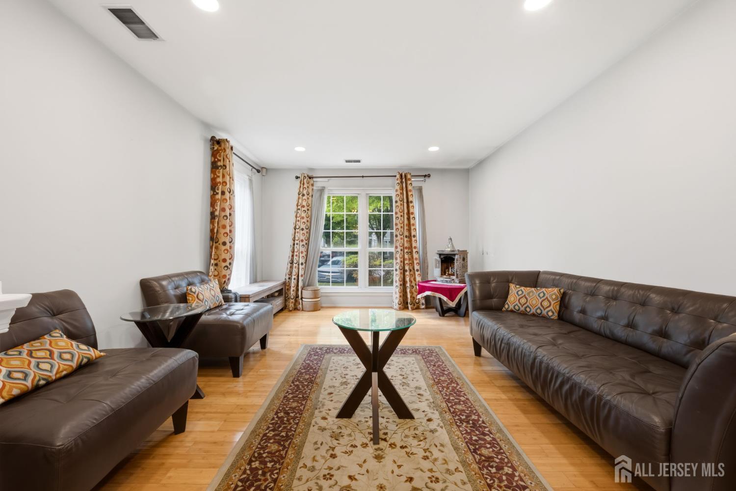 301 Pheasant Run