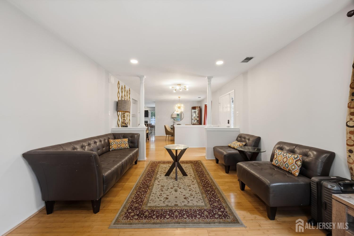 301 Pheasant Run