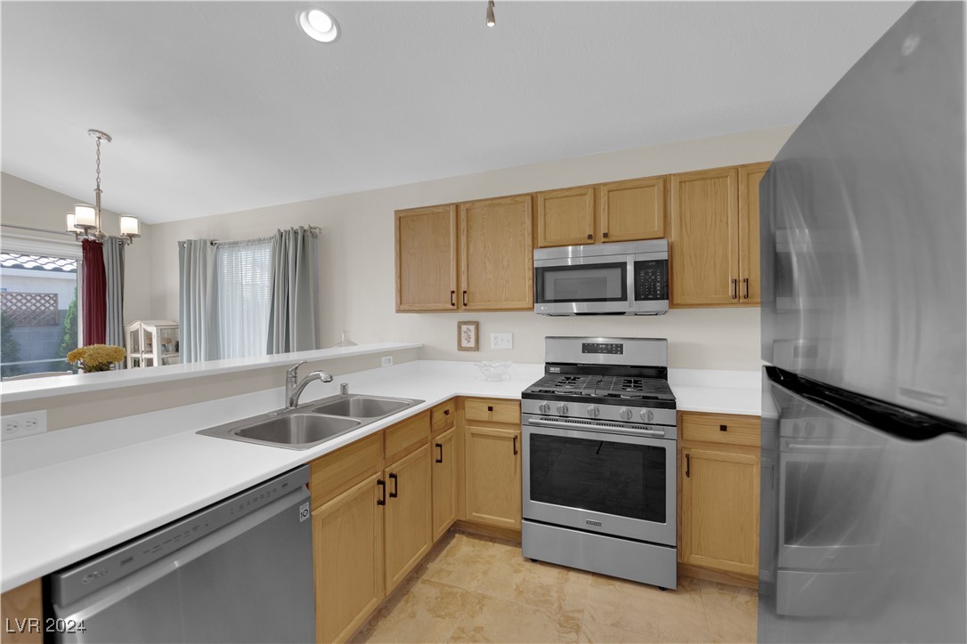 6120 Shallow Springs Street