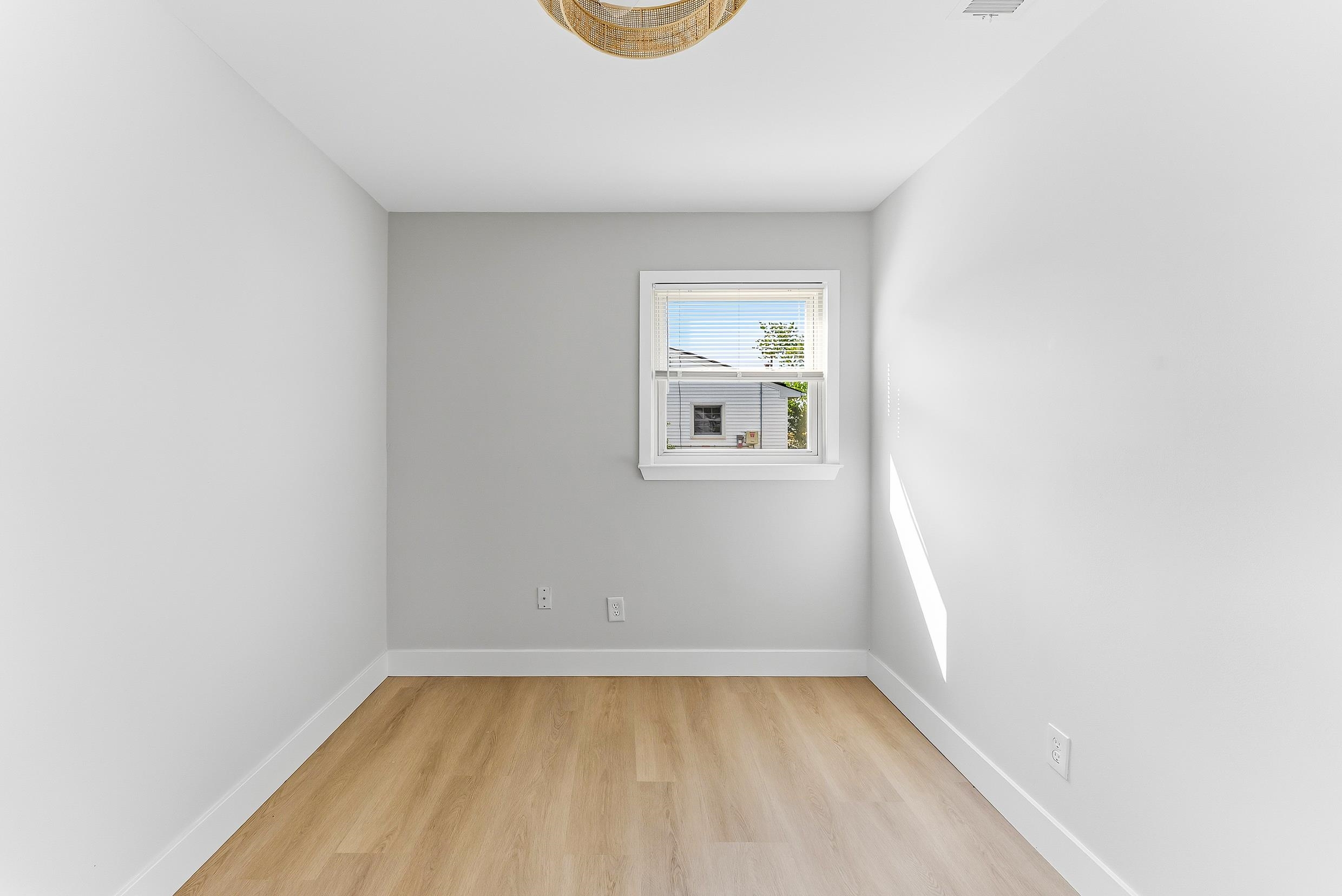 80 Beachhurst Drive
