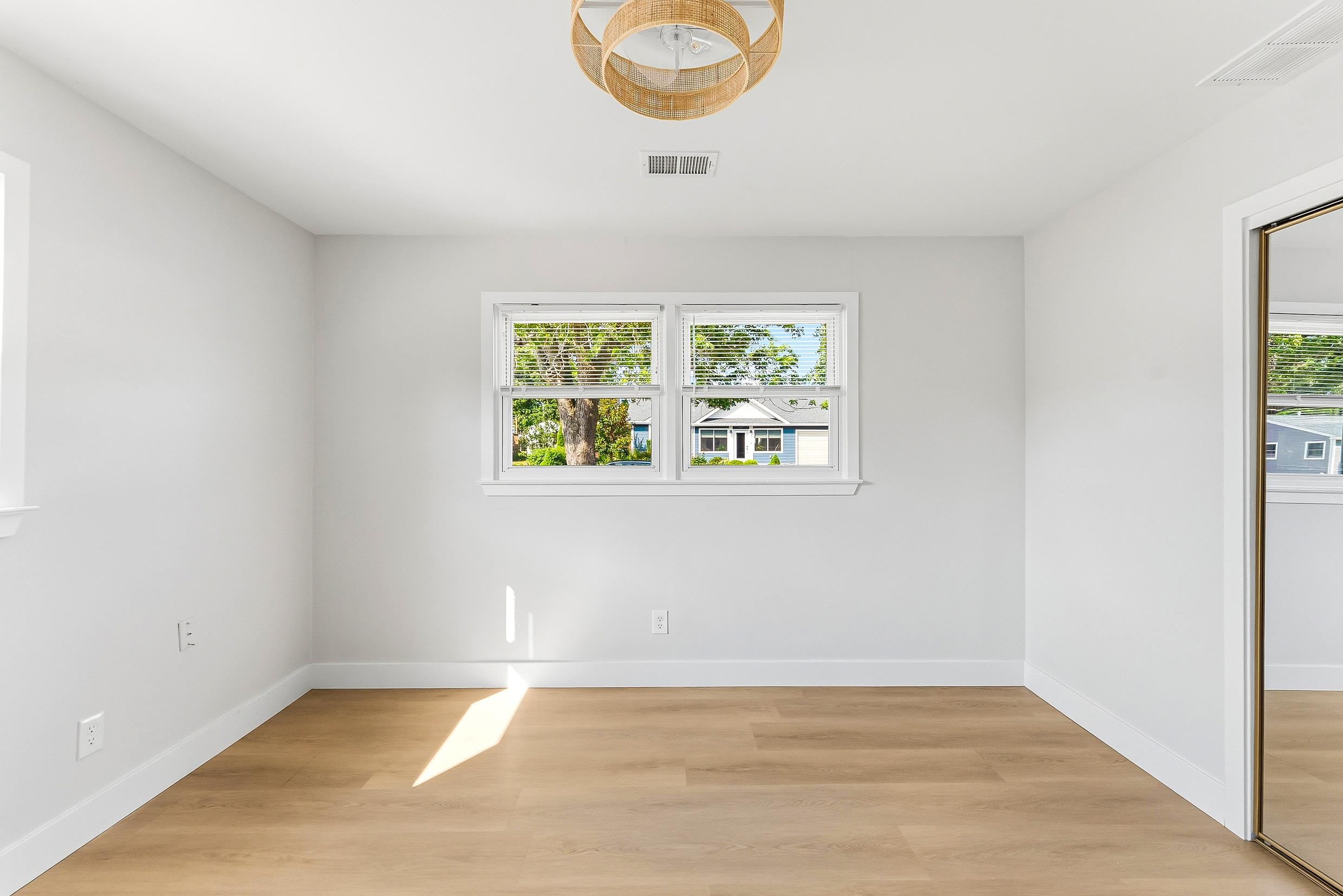 80 Beachhurst Drive