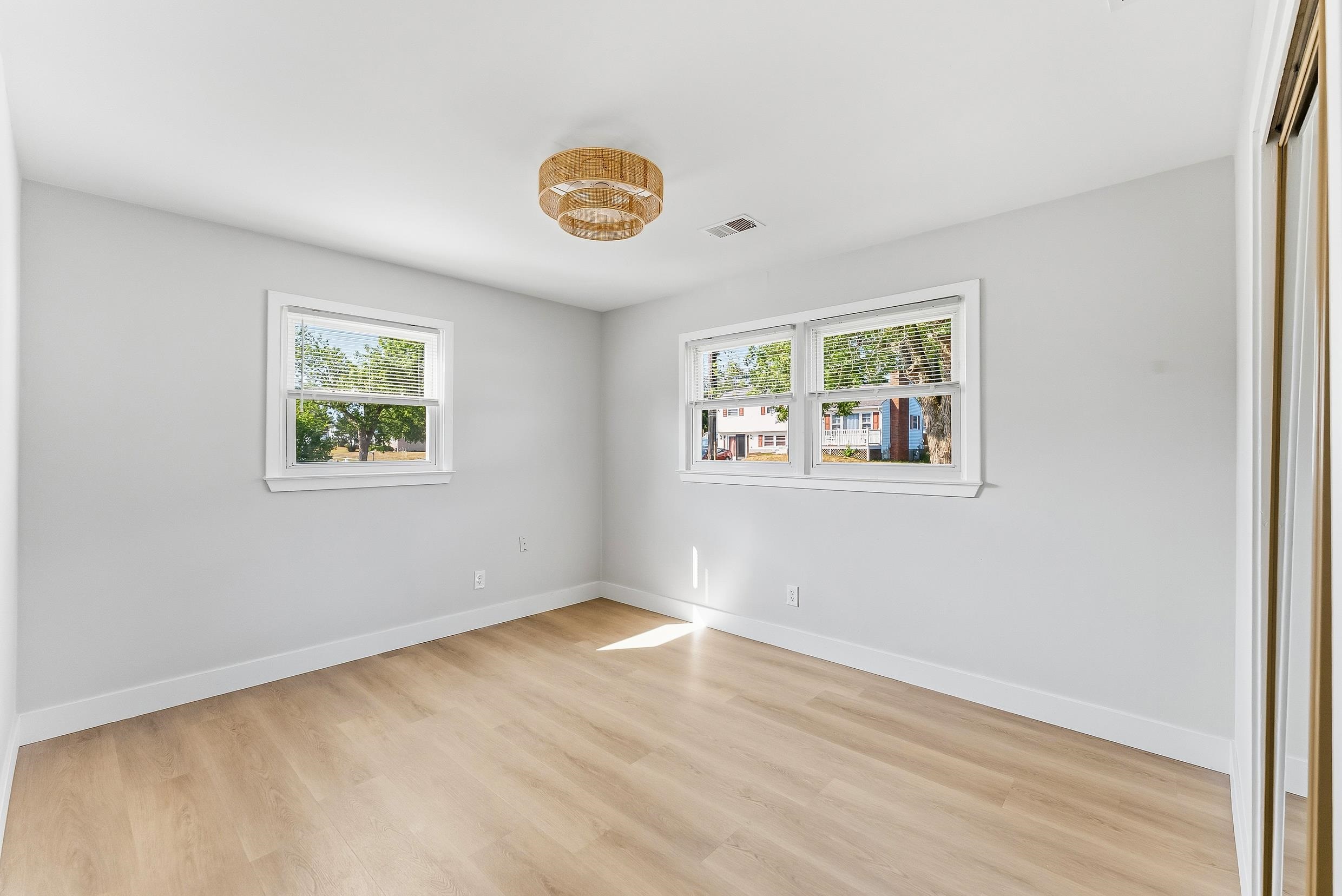 80 Beachhurst Drive