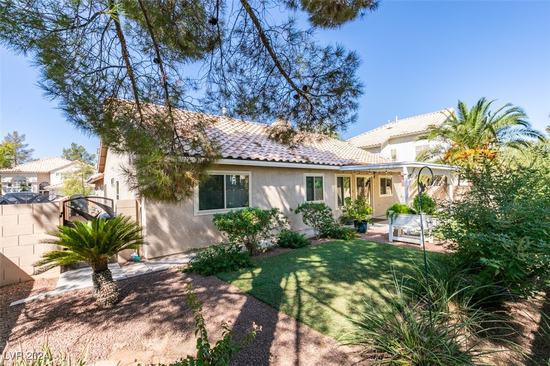 240 Honeywood Street