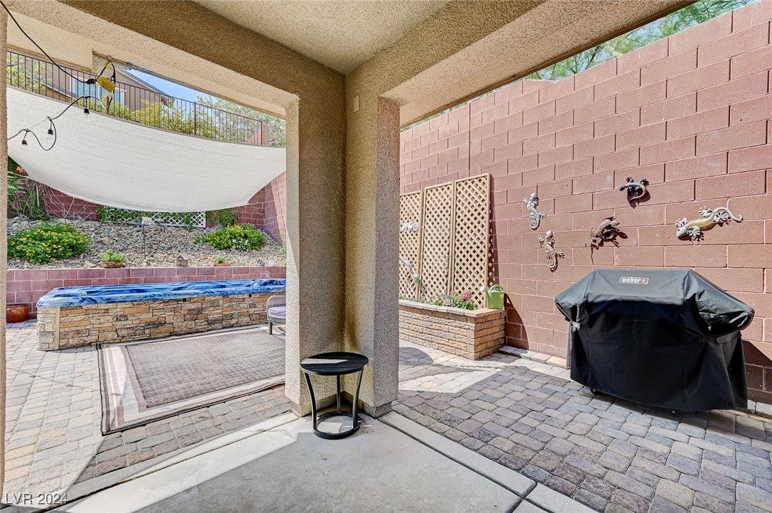 5657 Shadow Bend Drive