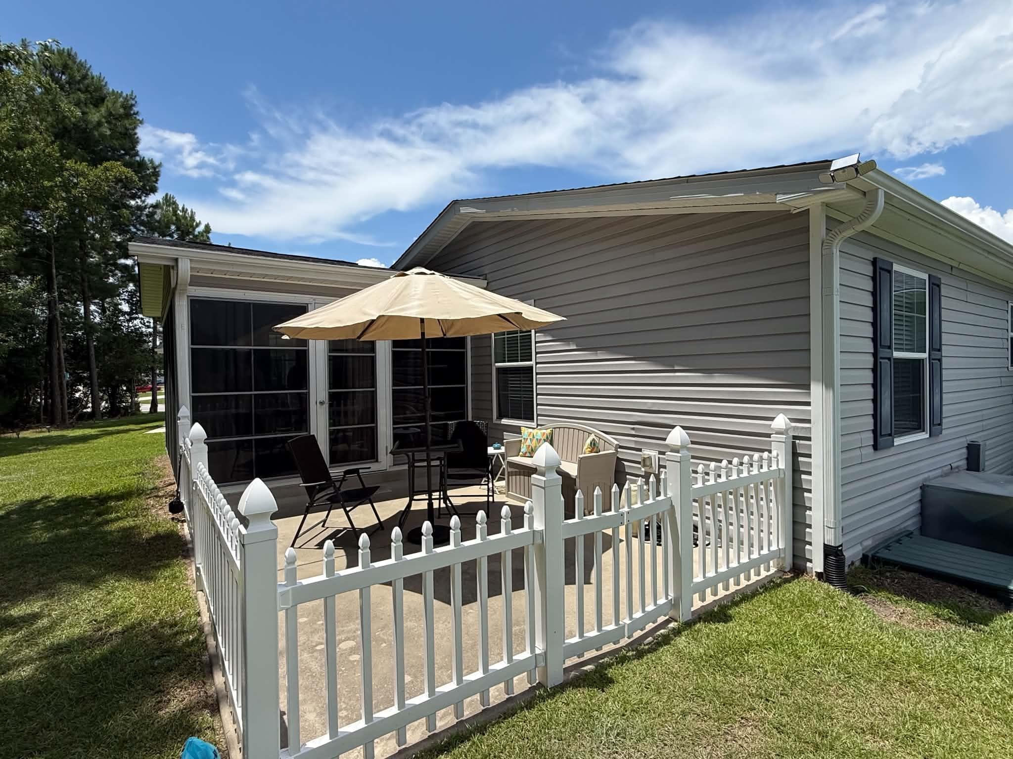 2039 Eastlynn Dr.