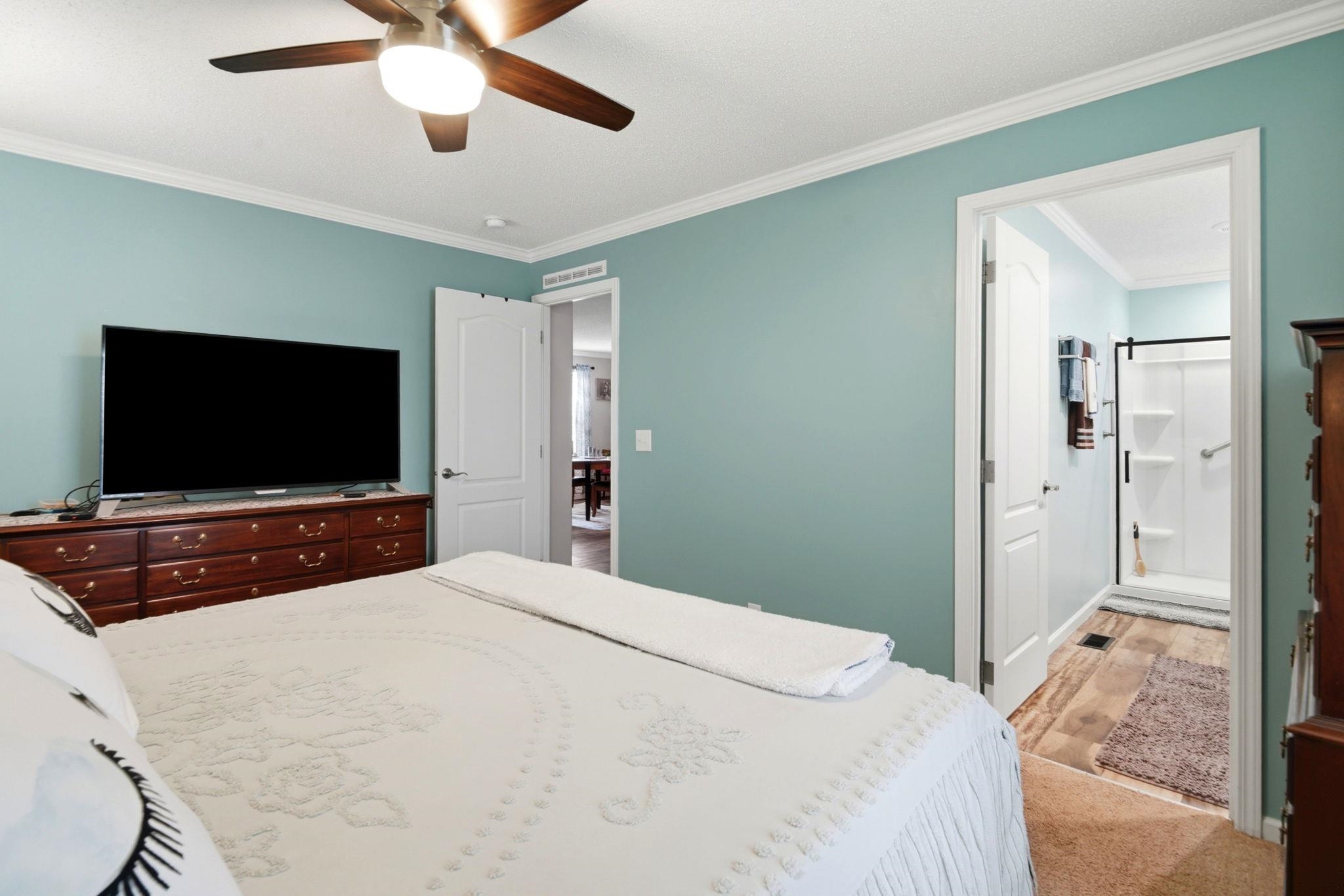 2039 Eastlynn Dr.