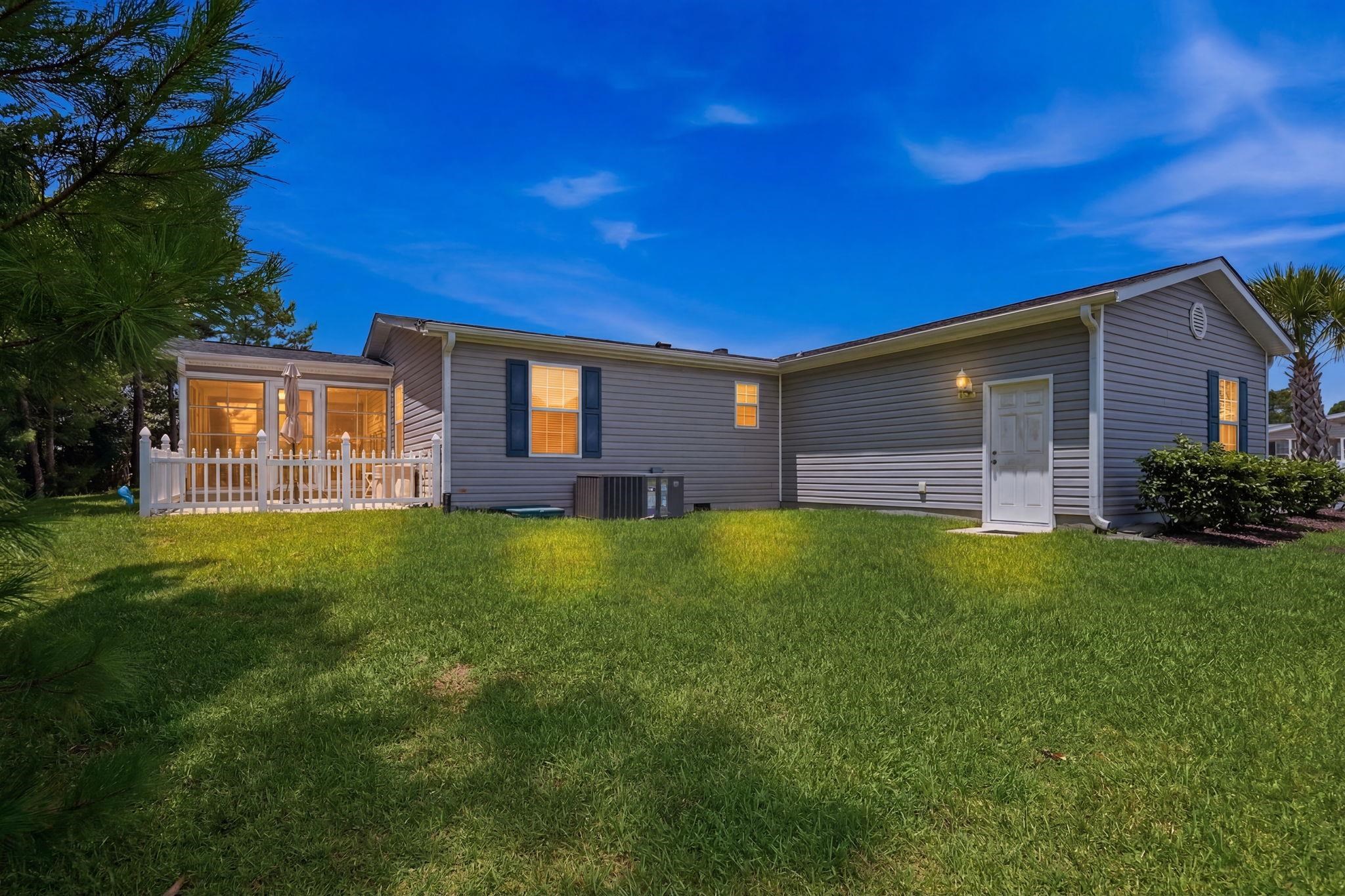 2039 Eastlynn Dr.
