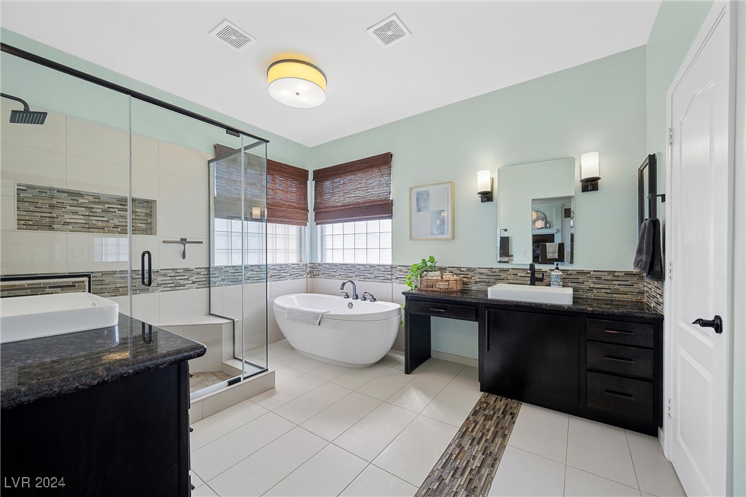 10737 Sapphire Vista Avenue