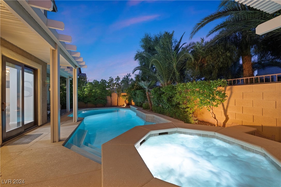 10737 Sapphire Vista Avenue